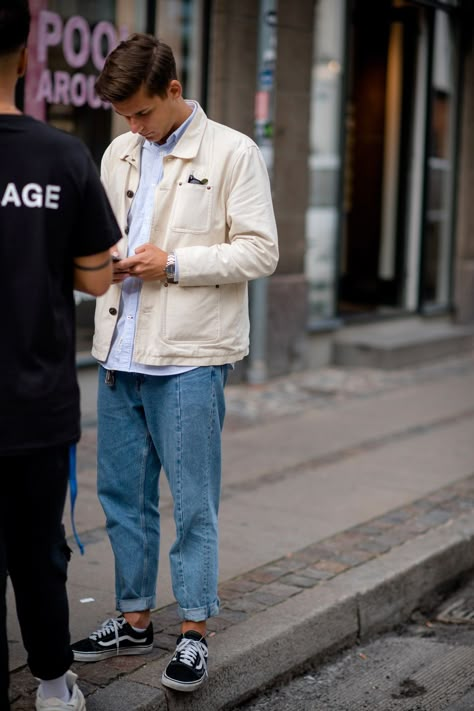 Copenhagen Fashion Week SS18: the strongest street style | British GQ Side Road, Hipster Man, Mens Fashion Rugged, Streetwear Mode, Hipster Mens Fashion, Copenhagen Fashion, Copenhagen Fashion Week, Mens Fashion Streetwear, Mens Winter Fashion