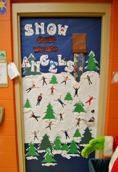 Snowman Themed Classroom Door, Snowman Boards, January Door Decorations, Holiday Classroom Doors, Kindergarten Door, Winter Door Decorations Classroom, Winter Classroom Door, Making Snow Angels, Preschool Door