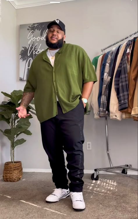 Big Body Style Men, Bigger Man Fashion Outfits, Big Dude Outfits, Mens Clothing Styles Bigger Guys, Men’s Outfits Big And Tall, Outfits For Large Men, Outfit Ideas Men Plus Size, Big Men Streetwear, Plus Size Male Outfits Aesthetic