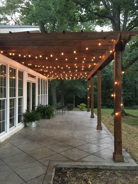 Back Porch With Lights, String Lights Rectangle Patio, Small Deck String Lights, Outdoor Pergola Ideas Backyards Patios, Western Back Porch Ideas, Pergola Lights Ideas, Lights On Pergola Outdoor, Pergola String Lights, Pergola With Lights