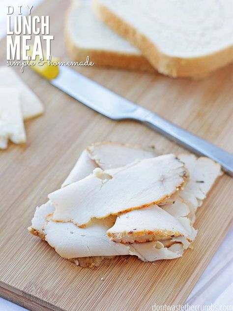 DIY Homemade Lunch Meat Homemade Lunch Meat, Turkey Lunch Meat, Homemade Seasoning Salt, Diy Lunch, Homemade Lunch, Chicken Ideas, Cold Meat, Diet Meals, Sliced Turkey