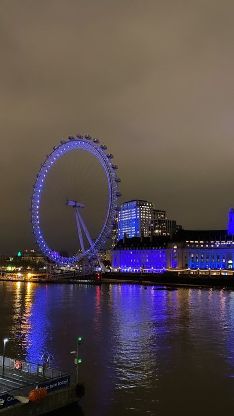 London Uk Photography, London Eye Aesthetic Night, London In Night, London Aethstetic, London Eye Wallpaper, Pics Of London, London Eye Aesthetic, London Eye Night, Eye Of London