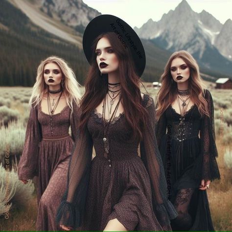 Witchy Outfits Salem, Boho Witch Aesthetic Outfit, Salem Witch Outfit Aesthetic, Casual Witch Outfit Halloween, Edgy Witch Outfit, Witchy Christmas Outfit, Fall Witch Outfits, Witchcore Fashion Aesthetic, Boho Witch Costume