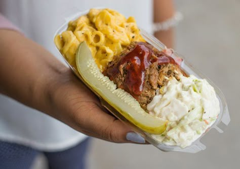 New State Fair Foods 2018 BBQ Split Concession Food Ideas, County Fair Food, Fun Fair Food, Carnival Food Recipes, State Fair Party, Minnesota State Fair Food, Bbq Truck, Norwegian Waffles, Carnival Foods