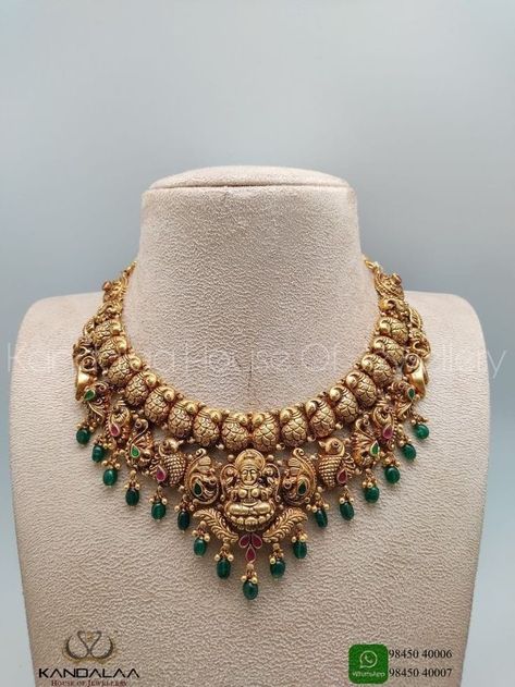 Wedding Jewelry Sets Bridal Jewellery, Gold Temple Jewellery, Gold Jewels Design, Neck Pieces Jewelry, Antique Necklaces Design, Indian Bridal Jewelry Sets, Fancy Jewelry Necklace, Gold Bridal Jewellery, Antique Necklaces