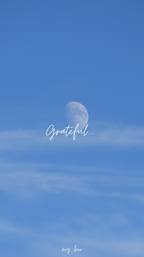 Grateful Quotes Wallpaper Iphone, Gratitude Quotes Wallpaper, Nice Quotes Wallpaper, Quotes For Gratefulness, Quotes In Blue Aesthetic, Grateful Quotes Wallpaper, Cute Wallpapers With Words, Gratitude Wallpaper Iphone, Grateful Wallpaper Aesthetic