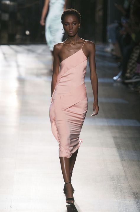 Et Ochs, Cushnie Et Ochs, Pink Outfits, Fall 2017, Stunning Dresses, New York Fashion Week, Runway Fashion, High Fashion, Autumn Winter