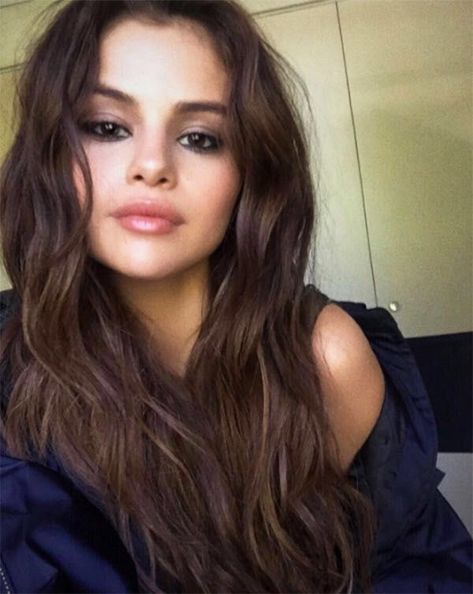 Book 1 Topanga's sister, Riley's aunt, is really good friends with J… #fanfiction Fanfiction #amreading #books #wattpad Eyebrows Ideas, Human Drawings, Beauty Moodboard, Selena Selena, Selena Gomez Makeup, All Natural Makeup, Love Her So Much, Brown Skin Makeup, Selena G