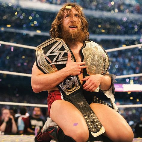 Daniel Bryan Wwe, Wwe World Heavyweight Championship, Bryan Danielson, Male Wrestlers, Wwe Wrestlemania, World Heavyweight Championship, Professional Wrestlers, Daniel Bryan, Wwe World