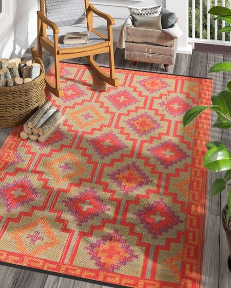 Small Patio Decor, Rugs Outdoor, Side Porch, Outdoor Rugs Patio, Synthetic Rugs, Outside Living, Patio Rugs, Decor Guide, Small Patio