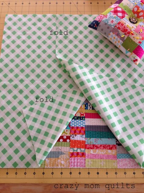 crazy mom quilts: how to make an envelope backed pillow Small Quilting Projects, Make An Envelope, Pillow Covers Tutorial, Envelope Pillow, Quilted Pillow Covers, Crazy Mom, How To Make An Envelope, Pillow Tutorial, Patchwork Cushion