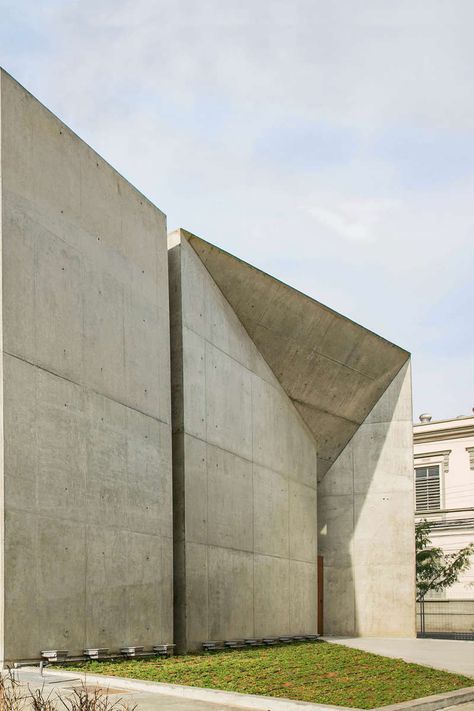 null Concrete Building Architecture, Concrete Facade Architecture, Concrete Buildings, Concrete Architecture, Concrete Facade, John Pawson, Tadao Ando, Architecture Books, Concrete Building