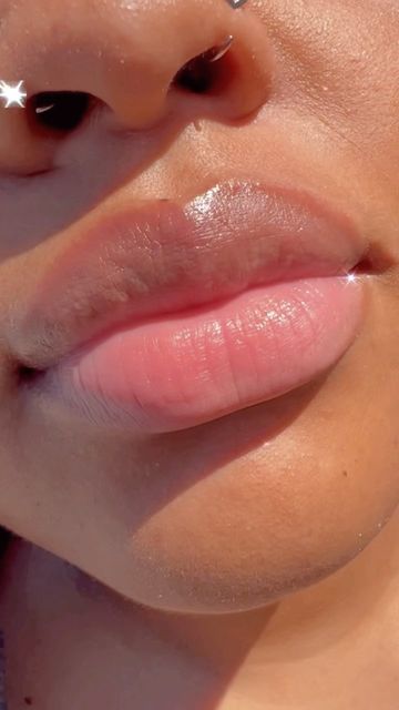 Lip Infection, Pink Lip Aesthetic, Flavored Lip Scrub, Glossy Lips Makeup, Lip Salve, Instagram Cake, Healthy Lips, Sweet Lips, Sugar Lip Scrub