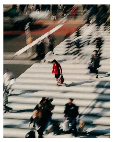 Slow Shutter Speed Photography, Tokyo Street Photography, Projector Photography, Street Photography Urban, Tokyo Photography, Shutter Speed Photography, Tokyo Aesthetic, Tokyo Photos, City Streets Photography