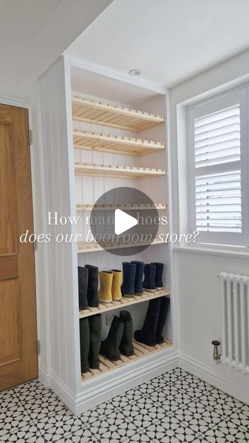 Jade Lisa Interiors on Instagram: "How many shoes does this one room hold?  72 pairs is how many 😂 24 in the custom built shoe rack, 8 in the shoe bench and 40 in an Ikea Pax cupboard (not shown here). Is that a high amount for a family of 6?! I have no idea 🙈🤷🏻‍♀️😂 All I know is that converting a portion of the garage into a bootroom was a very sensible idea 😂" Pax Shoe Storage, Built In Shoe Cabinet, Shoe Cupboard Ideas, Built In Shoe Rack, Built In Shoe Storage, Shoe Storage Small Closet, Realistic House, Turkey Hill, Shoe Cupboard