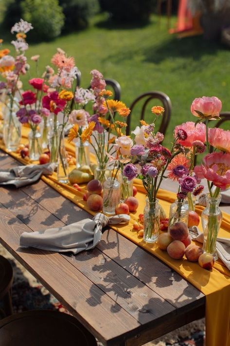 Wedding Buffet Table Setting, Summer Floral Tablescapes, Dinner Party Table Centerpieces, Bright Colored Centerpieces, Farm Table Place Setting, Wildflower Tablescape, 007 Party, Backyard Engagement, Bebe Shower