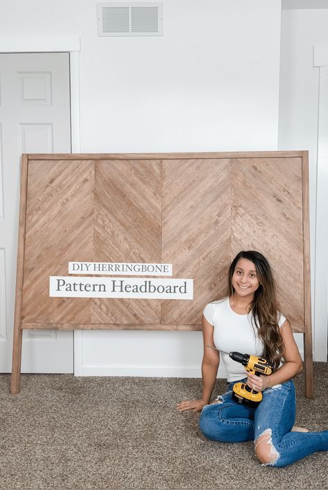 Diy Herringbone Headboard, Wood Headboard Bedroom, Diy King Headboard, Pattern Headboard, Diy Wooden Candle, Herringbone Headboard, Diy Wood Headboard, Diy Bed Headboard, Farmhouse Headboard