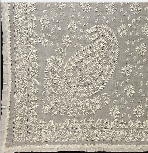 Another superb article on Chikan embroidery of Lucknow. Link to the Article Nov 2015 Shiffli Designs, Leave Embroidery, Kashmiri Motifs, Chikan Embroidery, Emb Designs, Kantha Embroidery, Indian Patterns, Border Embroidery Designs, Textile Crafts