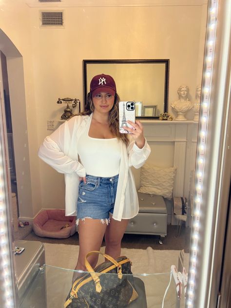 Baseball hat, high waisted shorts, white longsleeve, halter bodysuit Summer Bodysuit Outfit, White Bodysuit Outfit, White Converse Outfits, Bodysuit With Shorts, Converse Outfits, Bodysuit Outfit, Halter Bodysuit, Summer Ootd, Body Suit Outfits