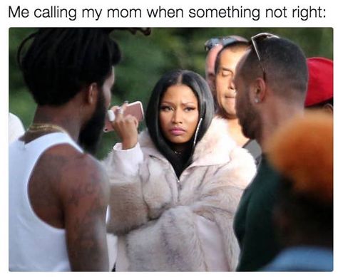 19 Memes About Mums That Are Way Too Real Jokes To Tell, Funny Truths, 9gag Funny, Funny Jokes To Tell, Meme Page, Meme Comics, Memes Sarcastic, Call My Mom, A Jacket