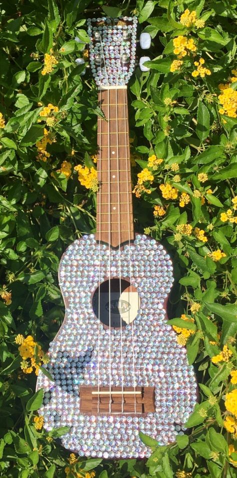 Decorated Ukulele, Inspo For Art, Ukelele, Pyrography, Christmas Wishlist, Ukulele, Bird Feeders, Bird House, In Nature