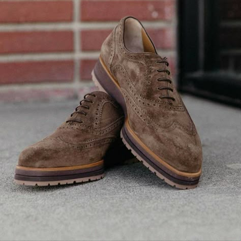 Corporate Casual, Latest Sofa, Suede Shoes Men, Latest Sofa Designs, Gents Shoes, Mens Casual Leather Shoes, Formal Shoe, Urban Shoes, Mens Smart Casual Outfits