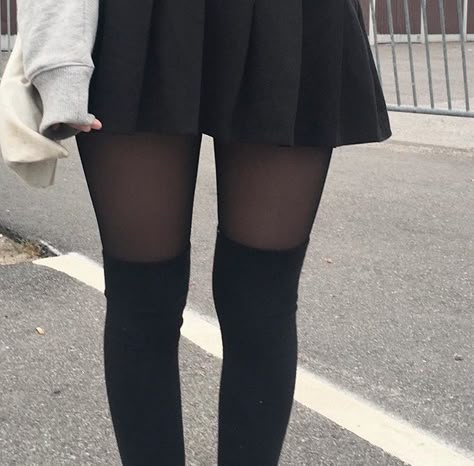 //4:11 pm// @emelyjette Thigh High Socks, Knee High Socks, Looks Vintage, Grunge Outfits, Thigh High, High Socks, Dark Academia, Look Fashion, Body Goals