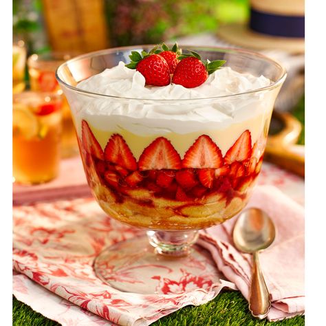 Spiked with Pimm's syrup, this trifle simply sings of Summer. For more summer dessert recipes visit Goodhousekeeping.co.uk Ginger Trifle, Easy Trifle, Finger Desserts, English Desserts, Christmas Trifle, Retro Desserts, British Desserts, Trifle Dish, Trifle Recipe