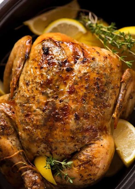 Slow Cooker Roast Chicken Roast Chicken Slow Cooker, Slow Cooker Roast Chicken, Chicken Breast In Air Fryer, Broiled Chicken Breast, Chicken Food Recipes, Roasted Garlic Chicken, Cooking A Roast, Cheesy Chicken Broccoli, Broiled Chicken