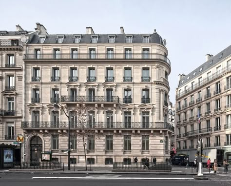 How to recognize Haussmann buildings | Un jour de plus à Paris French Neoclassical Architecture, Haussmann Architecture, Haussmann Paris, Paris Buildings, French Buildings, Classic Facade, Apartments Exterior, Parisian Architecture, Plan Paris