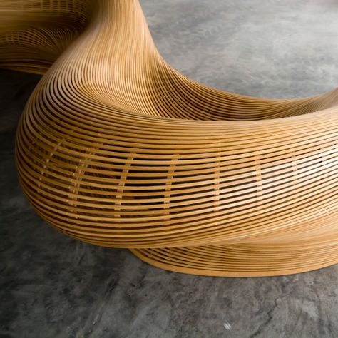 Cnc Furniture Design, Steam Bent Wood, Parametric Furniture, Steam Bending Wood, Bending Wood, Cnc Furniture Plans, Dark Bedroom Furniture, Steam Bending, How To Bend Wood