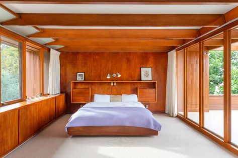 Rodney Walker’s Asher Residence for sale for $3M in Sherman Oaks - Curbed LA Modern Post And Beam, In House Garden, Slate Floors, Post And Beam Home, Modernist House, New England Homes, Marcel Breuer, Mid Century Home, Century Home