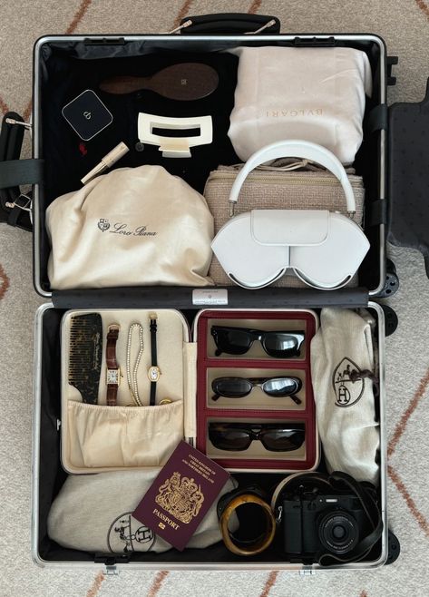 Travelling Aesthetic, Life Mood Board, Vintage Luggage, Going Places, Winter Vacation, Suitcase Traveling, Travel Items, Iconic Movies, Luggage Accessories