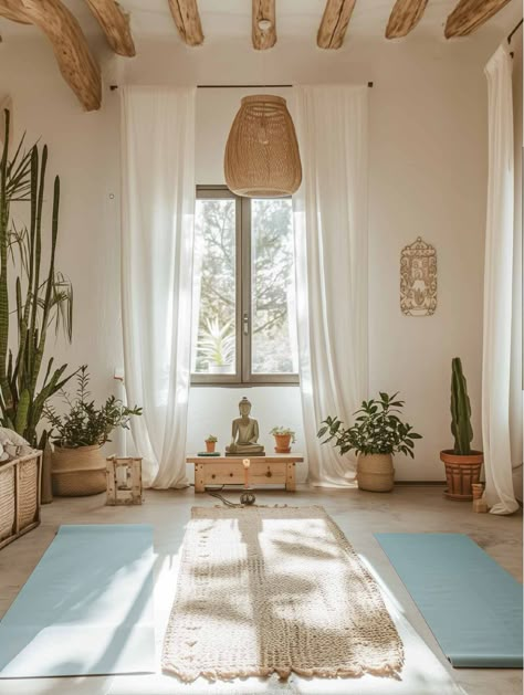 Boho Yoga Room, Boho Meditation Space, Zen Meditation Room, Yoga Room Ideas, Zen Room Decor, Yoga Meditation Space, Yoga Room Design, Home Yoga Room, Yoga Meditation Room