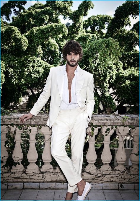 Mens White Suit, White Outfit For Men, Linen Suits For Men, White Wedding Suit, White Linen Suit, White Party Outfit, Marlon Teixeira, Modern Suits, Modern Mens Fashion