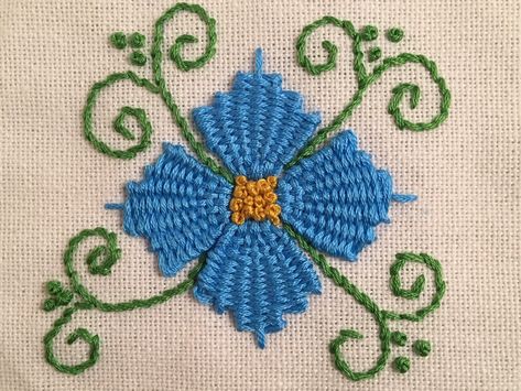 feeling stitchy: MooshieStitch Monday: Kamal Kadai Stitch Flower - Another Version Simple Hand Embroidery Patterns, Hand Embroidery Tutorial, Embroidery Stitches Tutorial, Learn Embroidery, Brazilian Embroidery, Simple Embroidery, 자수 디자인, Crewel Embroidery, Flower Embroidery Designs