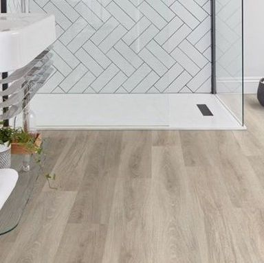 FlooringHUT on Instagram: "Bathroom - Polyflor Camaro Waterside Oak PLK2256, Luxury Vinyl Flooring Polyflor Camaro Waterside Oak PLK2256 Polyflor Camaro Waterside Oak PLK2256 Vinyl Flooring is a timeless wood which has retained its popularity due to the clean and contemporary overall effect and clas... https://www.flooringhut.co.uk/polyflor/polyflor-camaro/polyflor-camaro-waterside-oak-plk2256" Bathroom Vinyl Flooring, Bathroom Vinyl Flooring Ideas, Bathroom Lino Floor, Bathroom Lino, Vinyl Flooring Bathroom, Bathroom Vinyl, Wood Bathroom, Girls Bathroom, Bathroom Floor Tiles