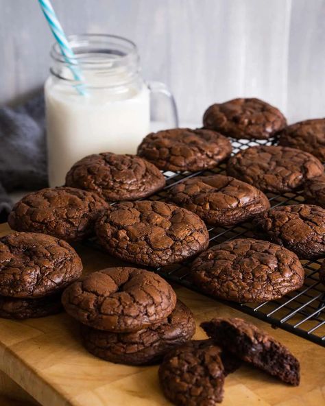 Brownie Cookies aka Brookies | Movers and Bakers Cookies And Brownies Together, Brownie Cookies Recipes, Fancy Brownies, Brookies Recipe, Brownies And Cookies, Cookie Brownie Recipe, Brownies Cookies, Brownie Cookies, Home Baking