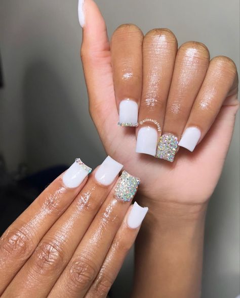 White Nail Square Designs, White Nails With Bling Rhinestones, Short White Acrylic Nail Designs, Gel X Nails With Rhinestones, White Nails Painted, Off White Pink Nails, All White Duck Nails, Rinestine Nails Short, Simple Nails With Diamonds