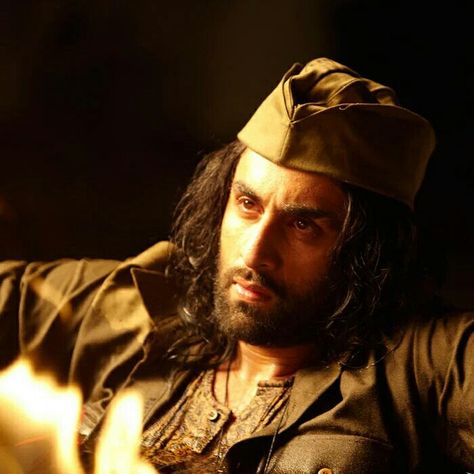 Rockstar Ranbir #Ranbir #RanbirKapoor Rockstar Movie, Lata Mangeshkar Songs, How To Be Single Movie, Bollywood Retro, Sanjay Dutt, 2011 Movies, Bollywood Posters, Bollywood Cinema, Unknown Facts