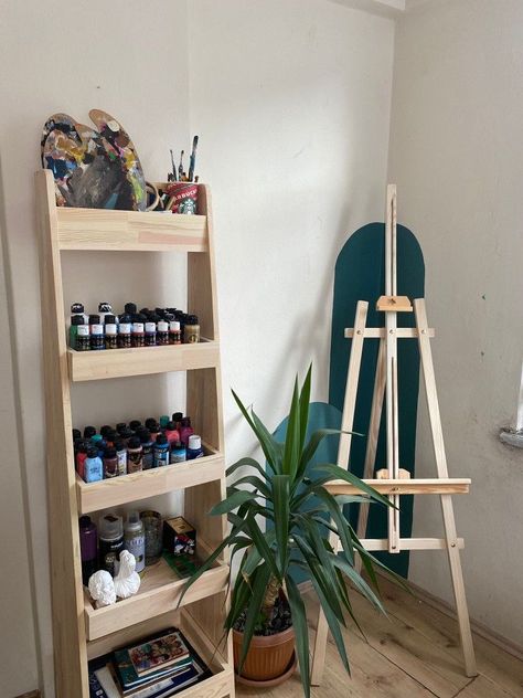 Art Storage Aesthetic, Art Studio Inspo Small Spaces, Artist Room Drawing, Atelier Design Studio, Adult Art Corner, Aesthetic Art Studio Room, Painter Room Artist Studios, Bedroom Painting Studio, Wall Art Room Paint