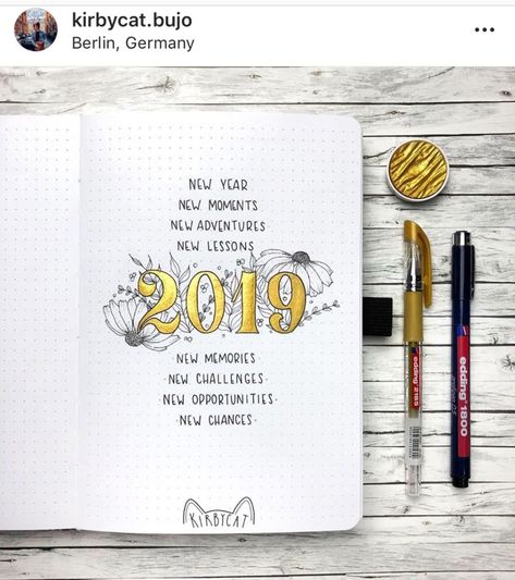 Photo in Hello Pages - Google Photos Bullet Journal Calendrier, January Bullet Journal, Bullet Journal 2020, Bullet Journal 2019, Bullet Journal Cover Page, Journal Idea, Dot Journals, Diary Ideas, Bullet Journal Art