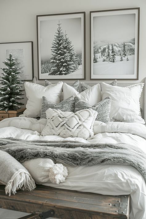 Top Cozy White Winter Bedroom Decor Ideas Winter Theme Bedding, Master Bedrooms Decor Cozy Christmas, White Bedroom Christmas Decor, Master Christmas Bedroom, Winter Cozy Bedding, Farmhouse Bedroom Christmas, Cozy Nordic Bedroom, All White Home Interior Decorating Ideas, Snow Room Decor