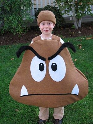 Taylor just informed me he wants to be a Goomba for Halloween. Goomba Costume, Princess Peach Bowser, Mario Costumes, Yoshi Costume, Mario Bros Costume, Mario Halloween Costumes, Super Mario Costumes, Diy Fantasia, Luigi Costume