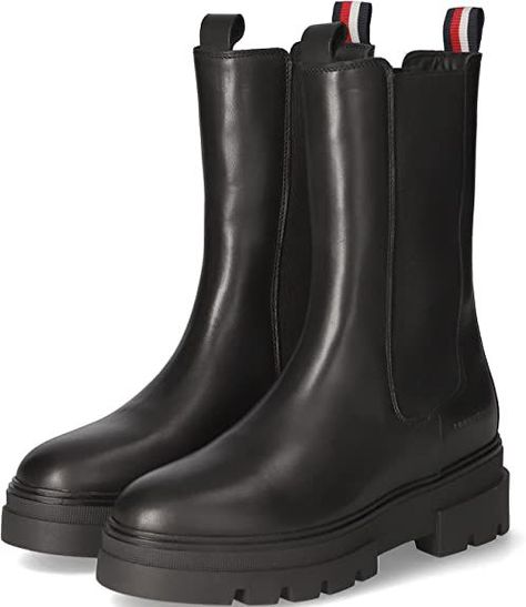 The Chelsea boots from Tommy Hilfiger always ensure a perfect style. Tommy Hilfiger Boots, Perfect Style, Rubber Rain Boots, Rain Boots, Chelsea Boots, Chelsea, Womens Boots, Tommy Hilfiger, Boots