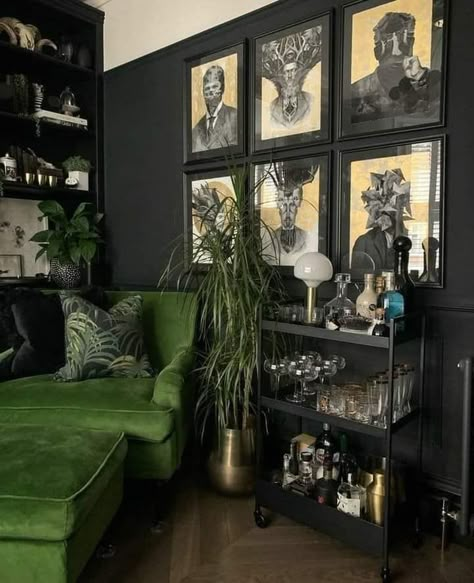 Green Couches, Moody Home, Moody Decor, Deco Studio, Goth Home Decor, Goth Home, Dark Home Decor, Dark Home, Dark Interiors