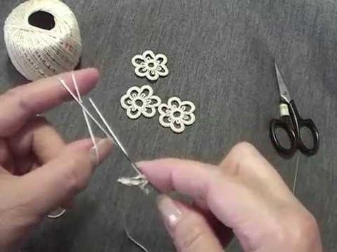 Needle Tatting Tutorial, Sulaman Pita, Needle Tatting Patterns, Shuttle Tatting Patterns, Tatting Earrings, Tatting Tutorial, Tatting Jewelry, Needle Tatting, Hardanger Embroidery