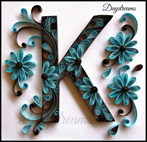 DAYDREAMS: Quilled K Free Quilling Patterns, Quilled Letters, Quilling Alphabet, Quilling Images, Quilling Letters, Paper Quilling Ideas, Arte Quilling, Paper Quilling For Beginners, Paper Quilling Flowers