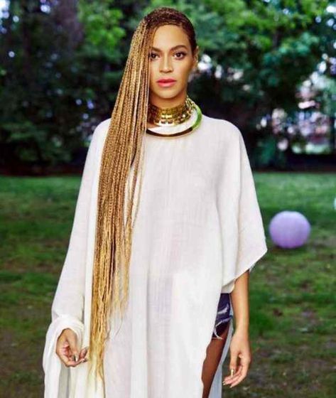 Better Lemonade Braids Than Beyoncé Wears [53 Styles] - Curly Craze Beyonce Braids Hairstyles, Locs Knots, Beyonce Lemonade Braids, Side Braid With Curls, Cornrows Locs, Braids Lemonade, Texture Hairstyles, Glamour Hairstyles, Long Hair Braided Hairstyles