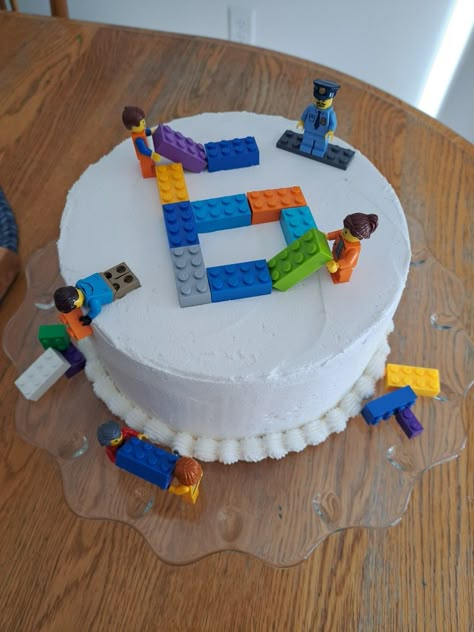 Lego Dessert Ideas, Simple Lego Birthday Cake, The Lego Movie Birthday Party, Easy Lego Birthday Cake, Easy Lego Cake Ideas, Lego Pull Apart Cupcakes, Number 6 Birthday Cake Boys, Lego Cake Ideas Buttercream, 5th Birthday Ideas For Boys Cake